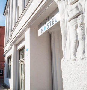 sweet dream hostel & pension - Self Check-In, Güstrow
